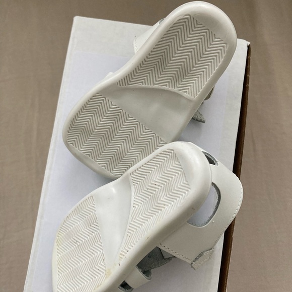 NIB Zimmerman Shoes Baby Fisherman Sandal SZ 2 - Picture 2 of 5